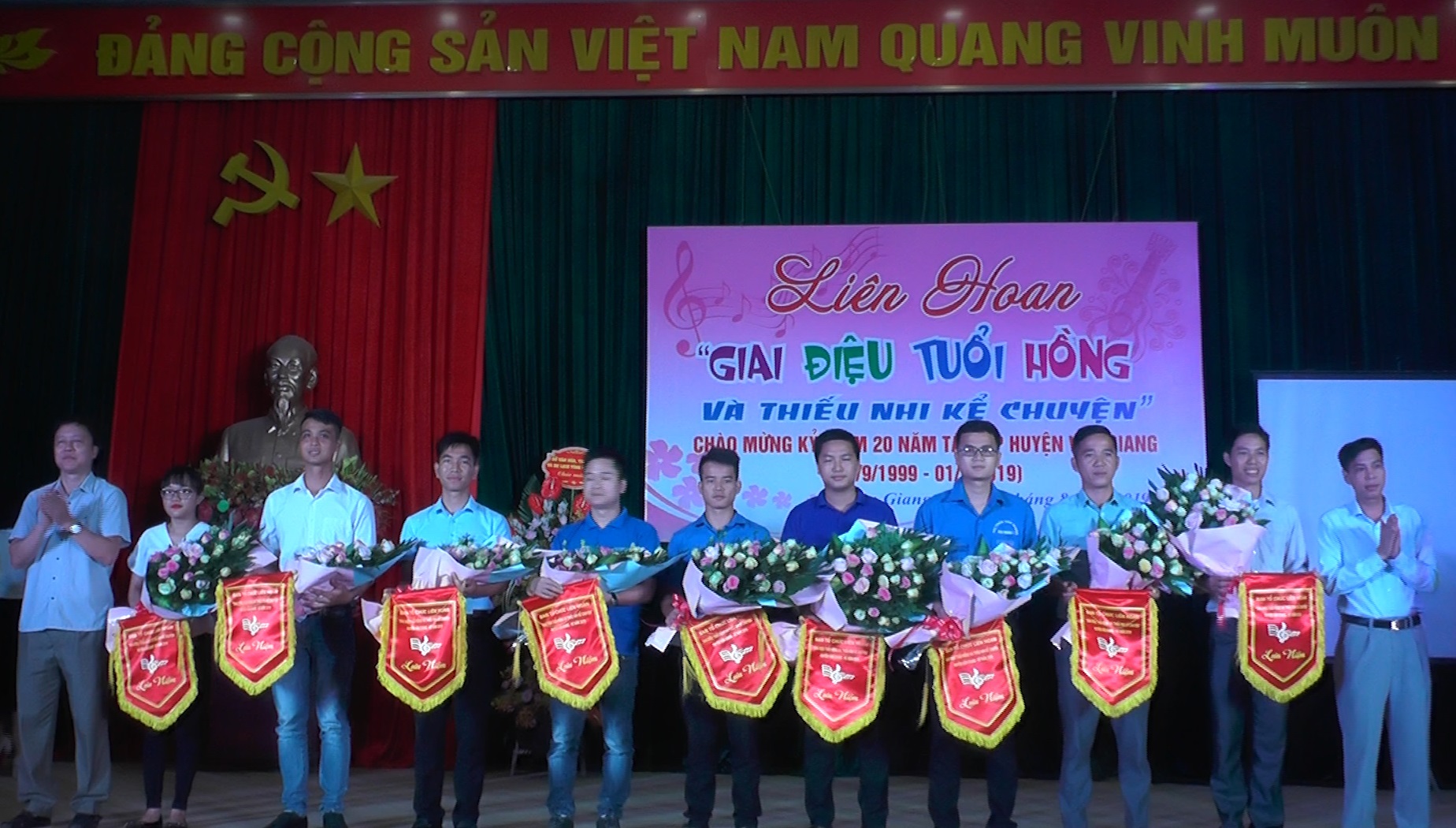   Văn Giang: Tổ chức Liên hoan Giai điệu tuổi hồng và Thiếu nhi kể chuyện hè năm 2019