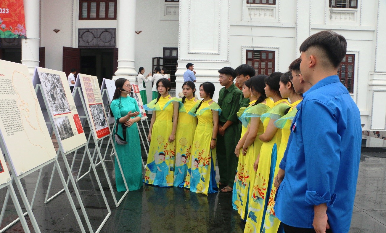   Trưng bày lưu động – đưa Bảo tàng đến gần hơn với công chúng